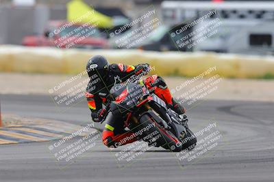 media/Jan-15-2023-SoCal Trackdays (Sun) [[c1237a034a]]/Turn 2 Set 2 (1155am)/